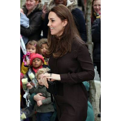 Herzogin Kate zeigt Babybauch