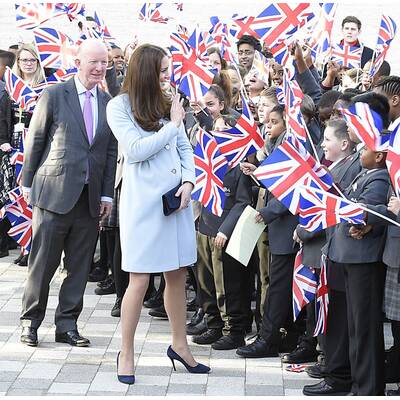 Herzogin Kate geht zur Schule