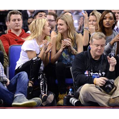Cara Delevingne liebt die Stadion-Atmosphäre