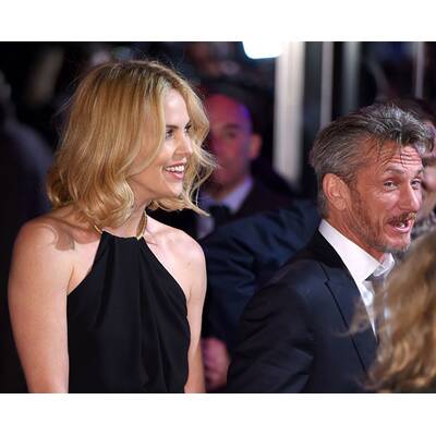 Charlize Theron & Sean Penn: Verliebt bei Filmpremiere