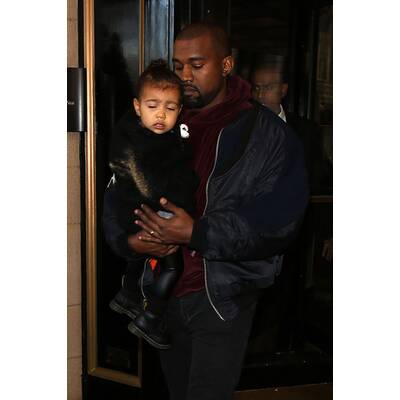 Papa Kanye holt Nori vom Kinderclub ab