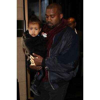 Papa Kanye holt Nori vom Kinderclub ab