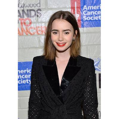 Hollywood Stands Up To Cancer: Superstar-Charity