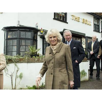 Prinz Charles & Camilla im Pub