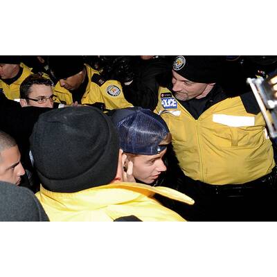 Justin Bieber auf der Polizeiwache