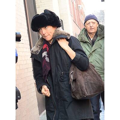 Hawke, Blanchett & Theroux besuchen Mimi O'Donnell