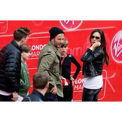 Familie Beckham jubelt Romeo bei Charity-Lauf zu