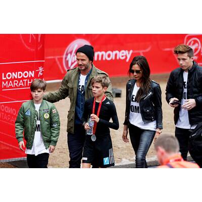 Familie Beckham jubelt Romeo bei Charity-Lauf zu