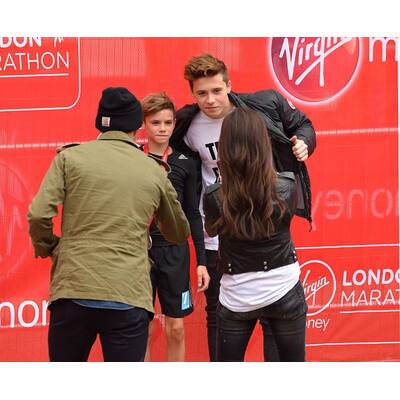 Familie Beckham jubelt Romeo bei Charity-Lauf zu