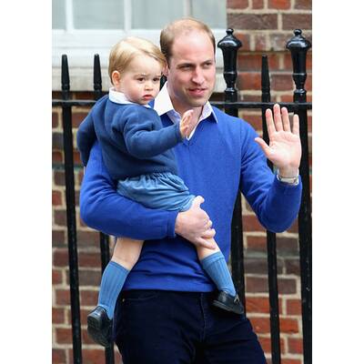 Prinz George auf dem Weg zu seiner Schwester