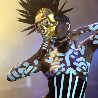 Grace Jones: Nackt-Show mit 67