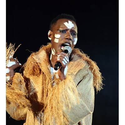 Grace Jones: Nackt-Show mit 67