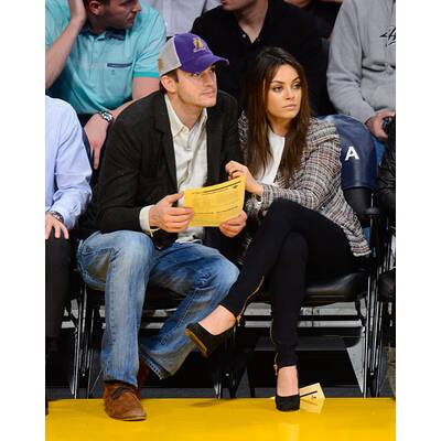Mila Kunis zeigt bei Basketball-Spiel ihren Verlobungsring