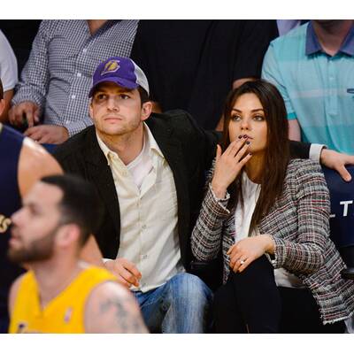 Mila Kunis zeigt bei Basketball-Spiel ihren Verlobungsring