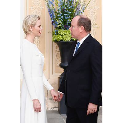 Fürstin Charlène & Albert laden zur Cocktailparty