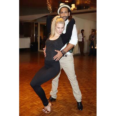 Larissa Marolt betört ihren Tanzpartner Massimo Sinato