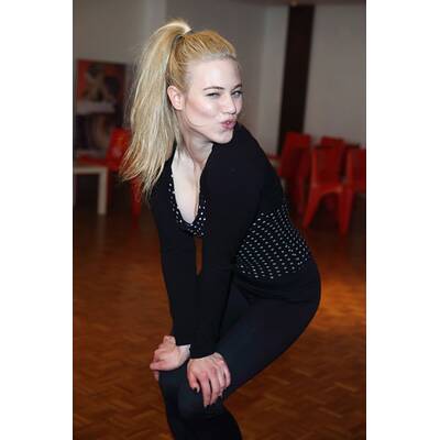 Larissa Marolt betört ihren Tanzpartner Massimo Sinato