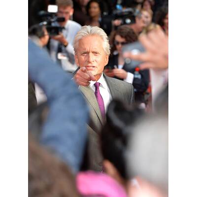 Catherine Zeta-Jones & Michael Douglas feiern Premiere mit Kids