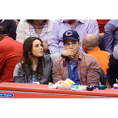 Ashton Kutcher & Mila Kunis zeigen sich verliebt