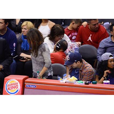 Ashton Kutcher & Mila Kunis zeigen sich verliebt