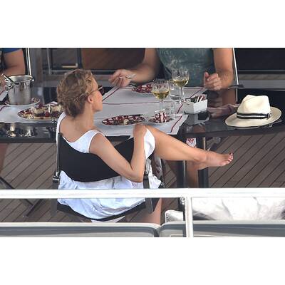 Kylie Minogue: Urlaub mit Dolce & Gabbana