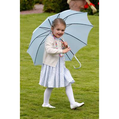 Prinzessin Estelle bezaubert bei Victorias Geburtstag