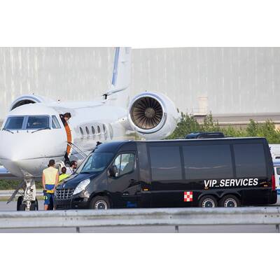 Tom Cruise landet für 