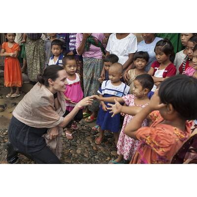 Angelina Jolie: Total mager in Myanmar