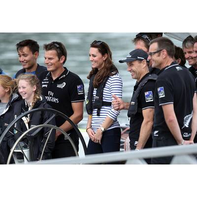 Herzogin Kate siegt beim Segeln gegen Prinz William