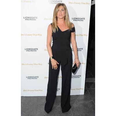 Jennifer Aniston strahlt bei ersten Red Carpet nach Hochzeit