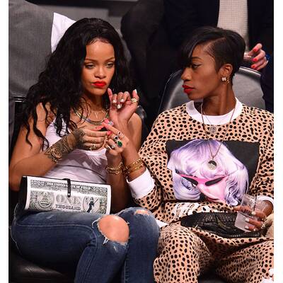 Rihanna im Basketballstadion