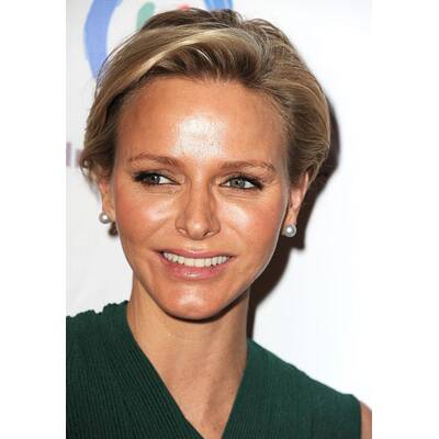 Fürstin Charlène erhält 