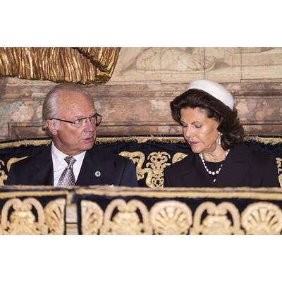 Schweden-Royals besuchen Parlament