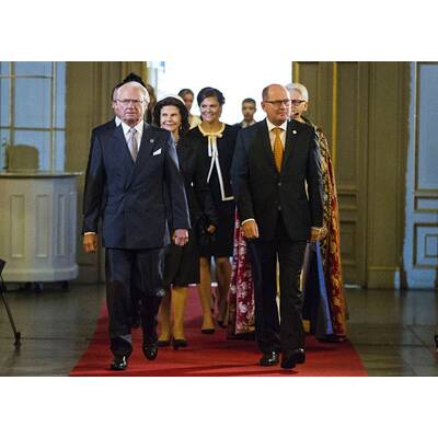 Schweden-Royals besuchen Parlament