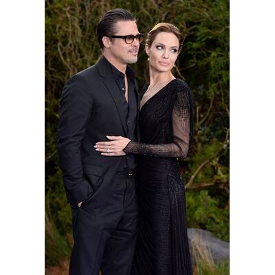 Angelina Jolie & Brad Pitt mit Sohn Maddox als Ehrengast