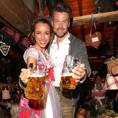 Arjen Robben mit Ehefrau Bernadien Eillert.