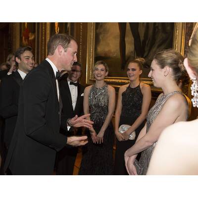 Prinz William feiert bei Gala-Dinner mit den Stars