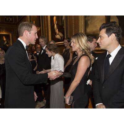 Prinz William feiert bei Gala-Dinner mit den Stars