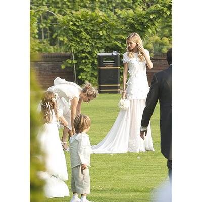 Poppy Delevingne: Hochzeit mit 17 Brautjungfern