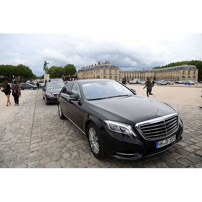 Kim Kardashians Ankunft in Versailles zum Auftakt der Hochzeit