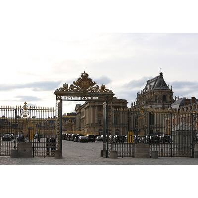 Kim Kardashians Ankunft in Versailles zum Auftakt der Hochzeit