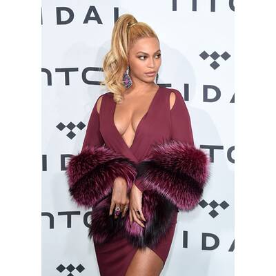 Beyoncé zeigt Mega-Dekolleté