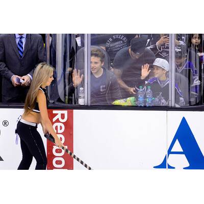 David Beckham nimmt Söhne zum Hockey mit