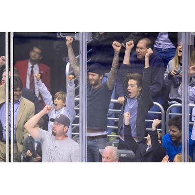 David Beckham nimmt Söhne zum Hockey mit