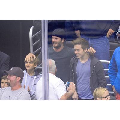 David Beckham nimmt Söhne zum Hockey mit
