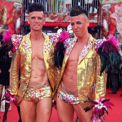 Stars und glamouröse Kostüme am Life Ball