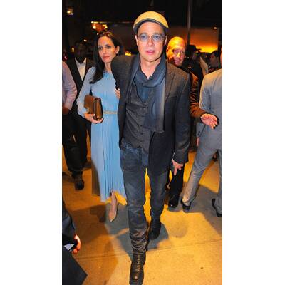 Brad Pitt & Angelina Jolie: Verknallt bei Filmvorführung