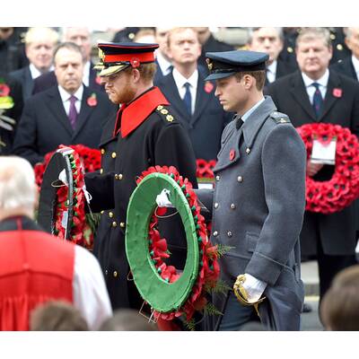 Königin Máxima besucht Kate am Remembrance Day