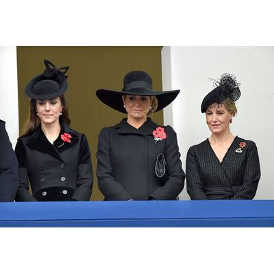 Königin Máxima besucht Kate am Remembrance Day