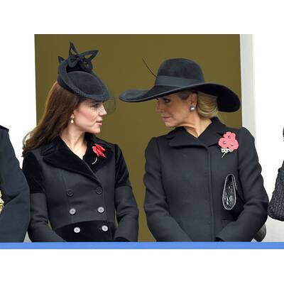 Königin Máxima besucht Kate am Remembrance Day